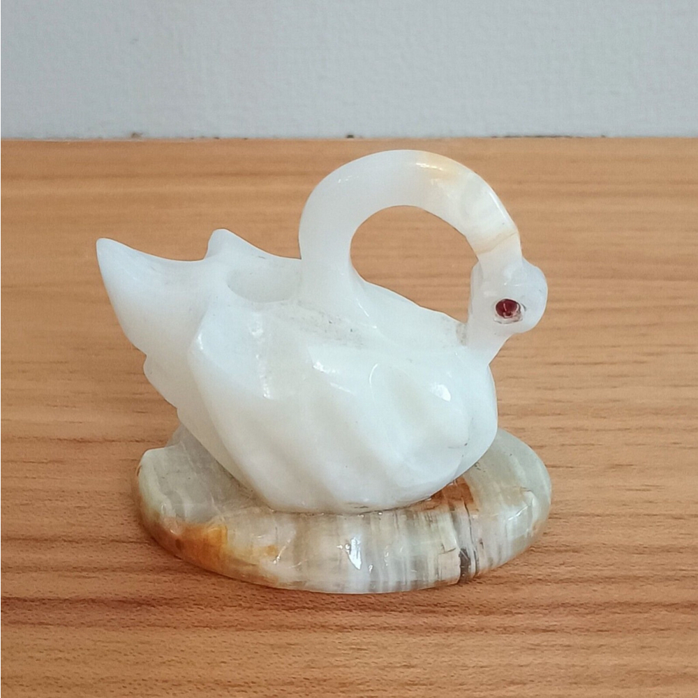 Vintage White Onyx Swan Figurine On Base Candle Holder Jeweled Eyes